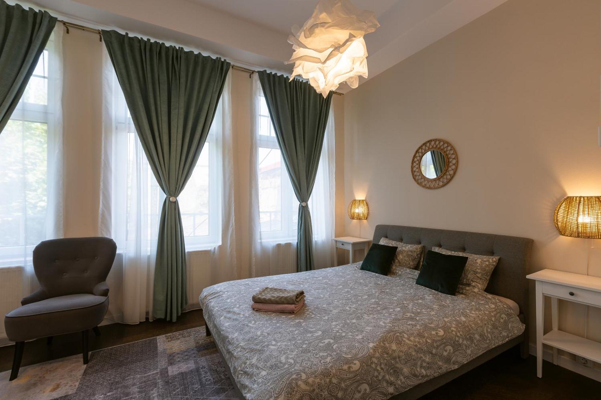 Central Charm - 2Br Apartment Timişoara Eksteriør billede